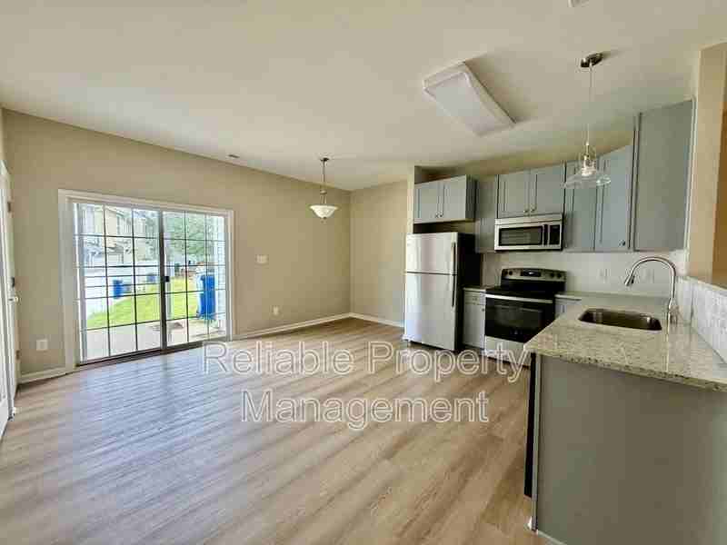 3965 Volkswalk Pl - Photo 6 of 19