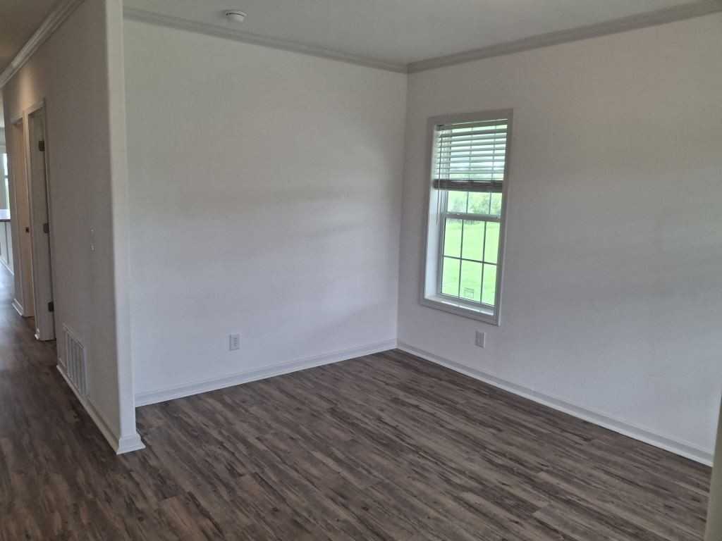 4902 Backwoods Rd - Photo 5 of 37