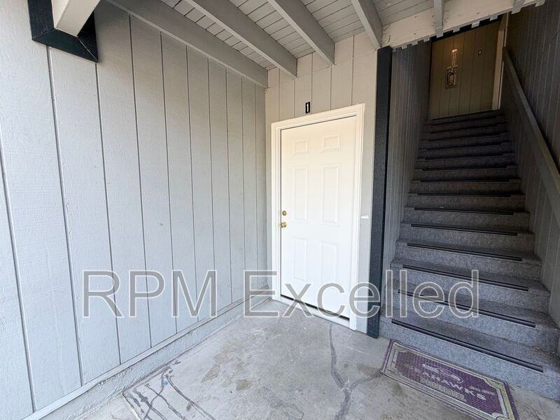 16006 34th Ave S #1 - Photo 2 of 13