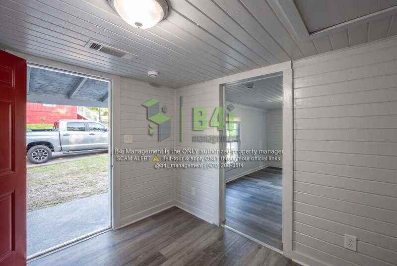 217 Banks St - Photo 5 of 16