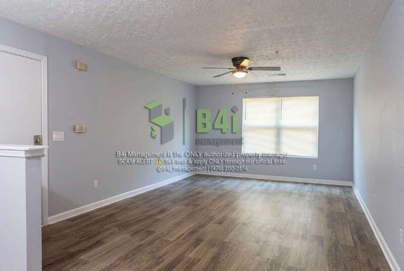 217 Banks St - Photo 6 of 16