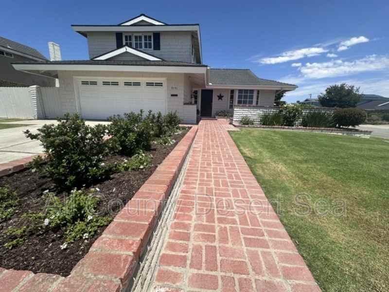 9191 Kapaa Dr - Photo 4 of 36