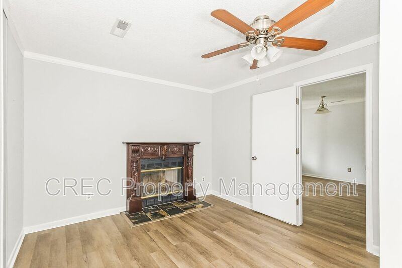 2173 Spoleto Ln E - Photo 4 of 15