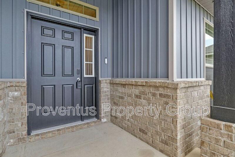 2419 Privet Berry Dr - Photo 4 of 50