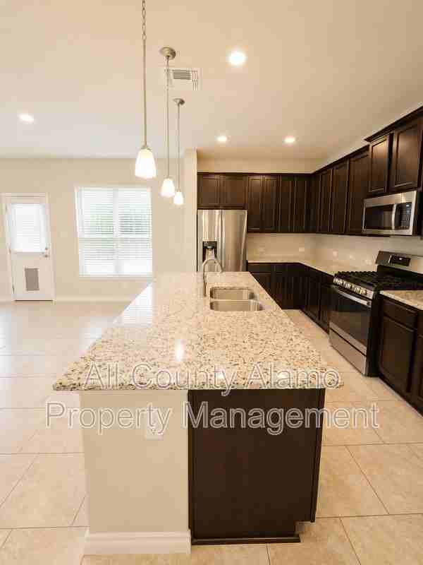13710 Aria Cv - Photo 5 of 22
