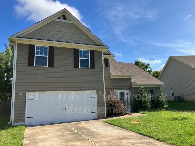 230 Smith Glen Dr - Photo 3 of 18