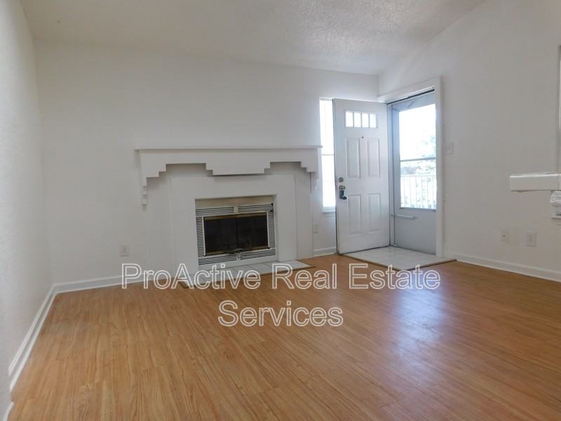 603 Spirit Ct - Photo 6 of 19