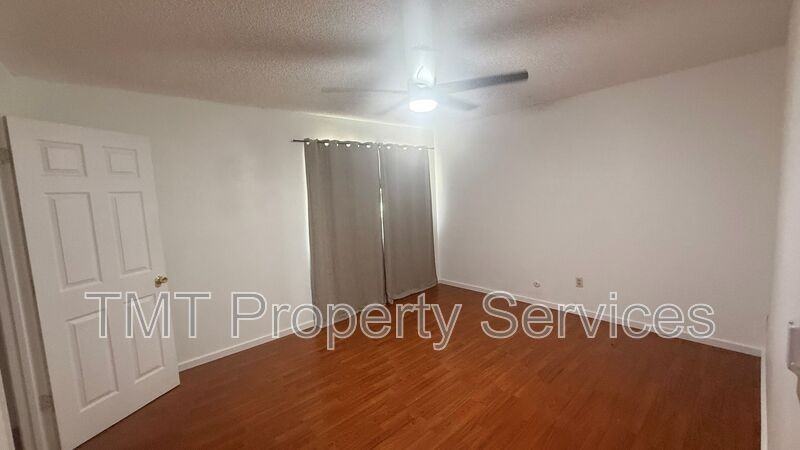 714 Tanner Dr #C4 - Photo 6 of 19