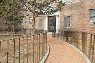 6141 Saunders St - Photo 1 of 1