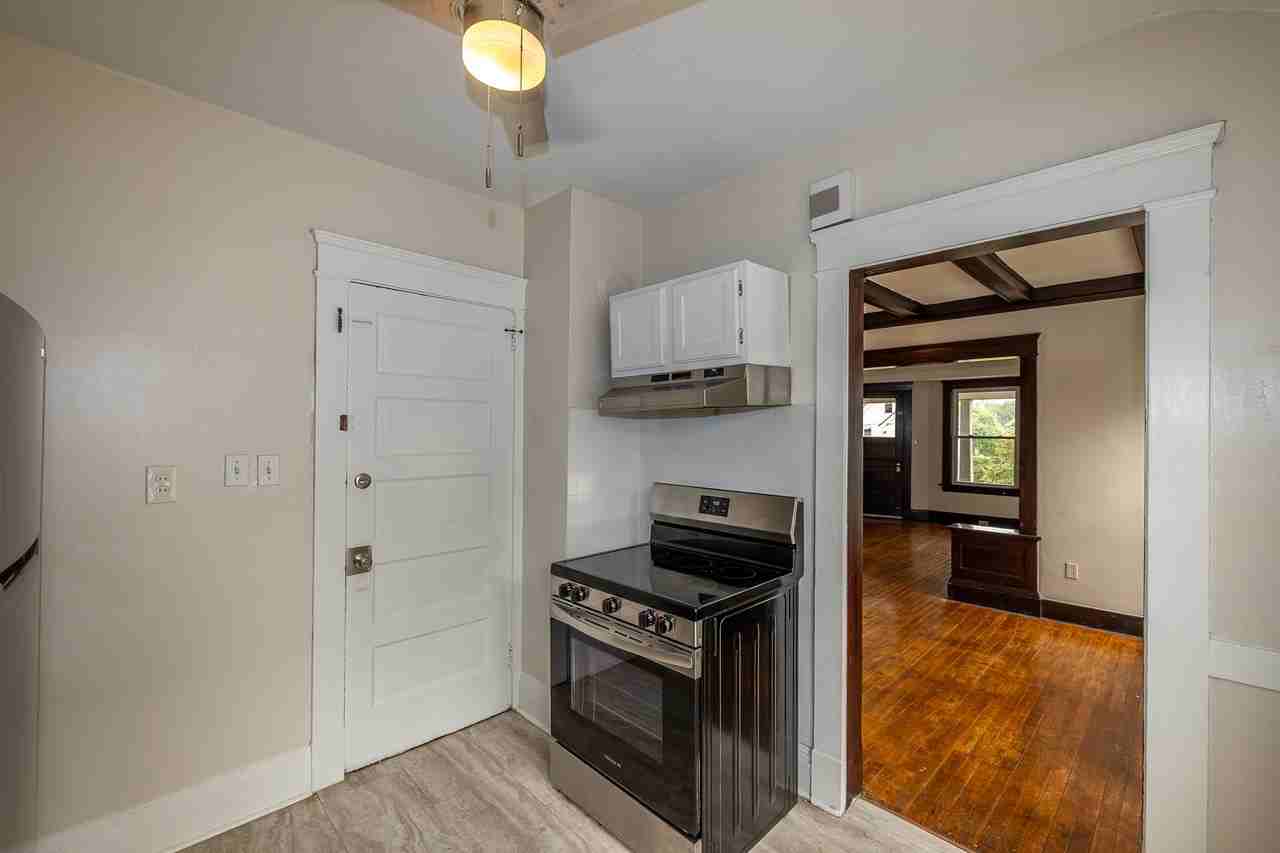 1530 Lakeland Ave - Photo 6 of 15