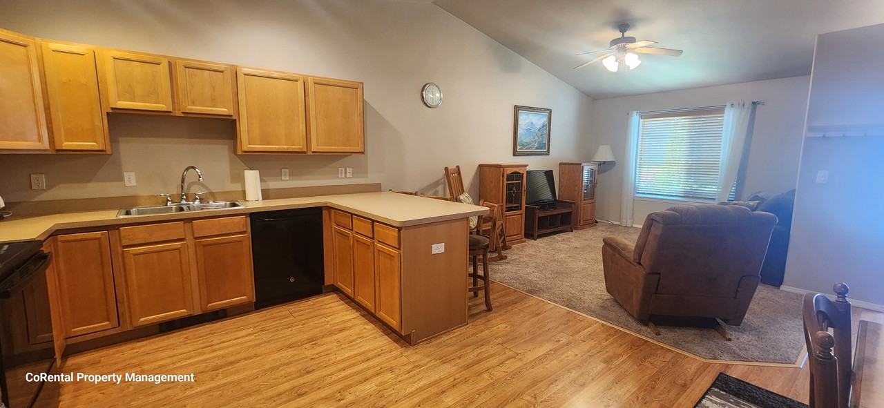 106 Sinopah St - Photo 5 of 23