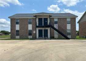 featured image of 1808 Windward Dr