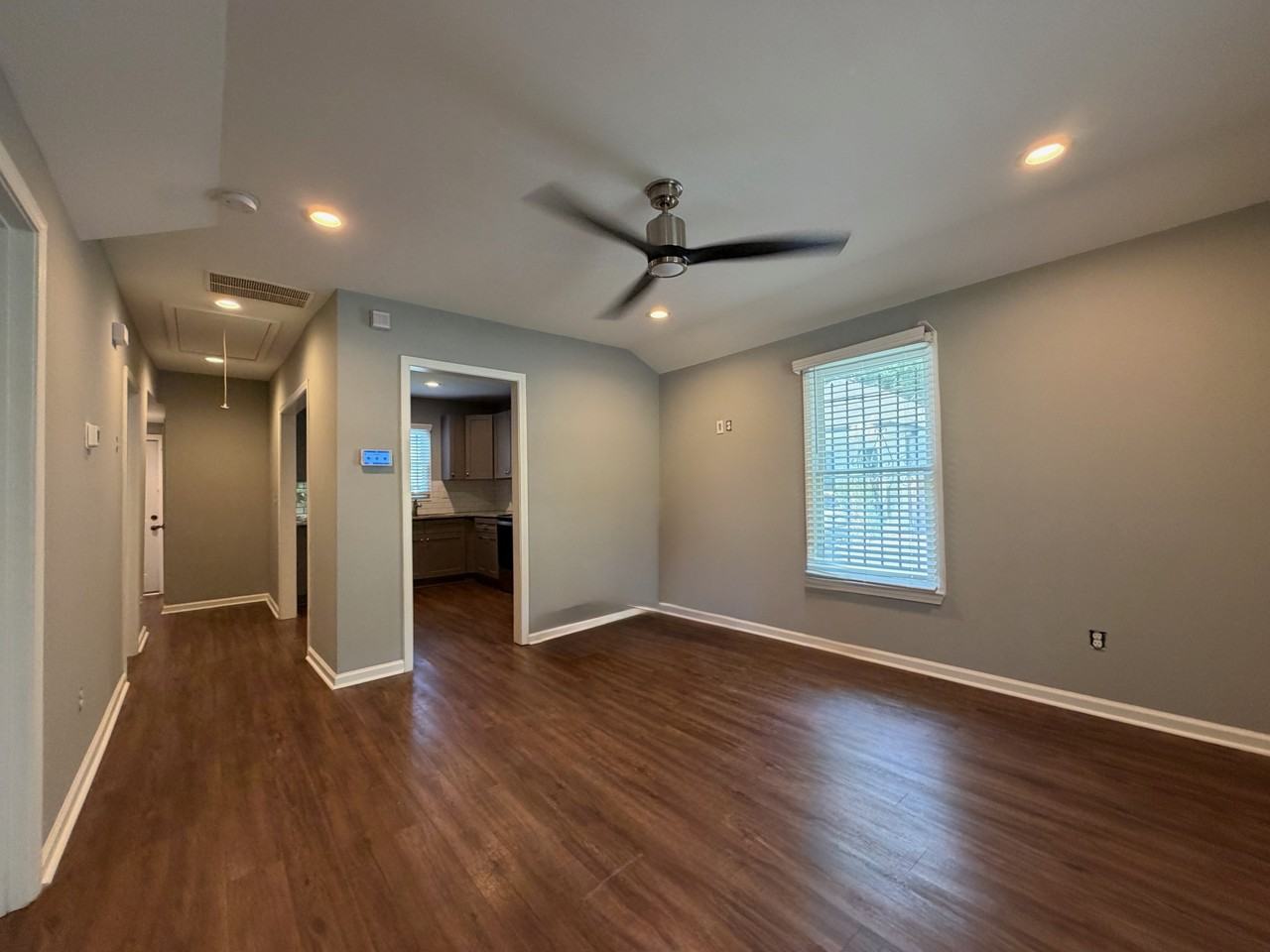 374 Paines Ave Nw - Photo 4 of 20