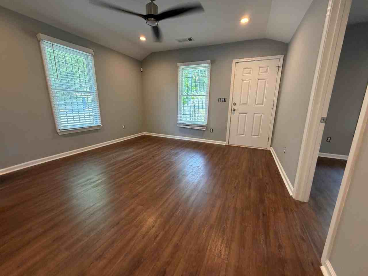 374 Paines Ave Nw - Photo 5 of 20