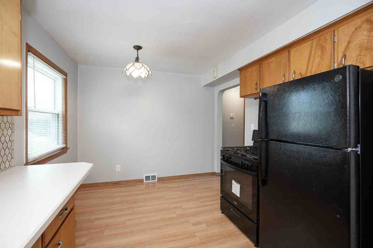 4925 E 93rd St - Photo 5 of 26