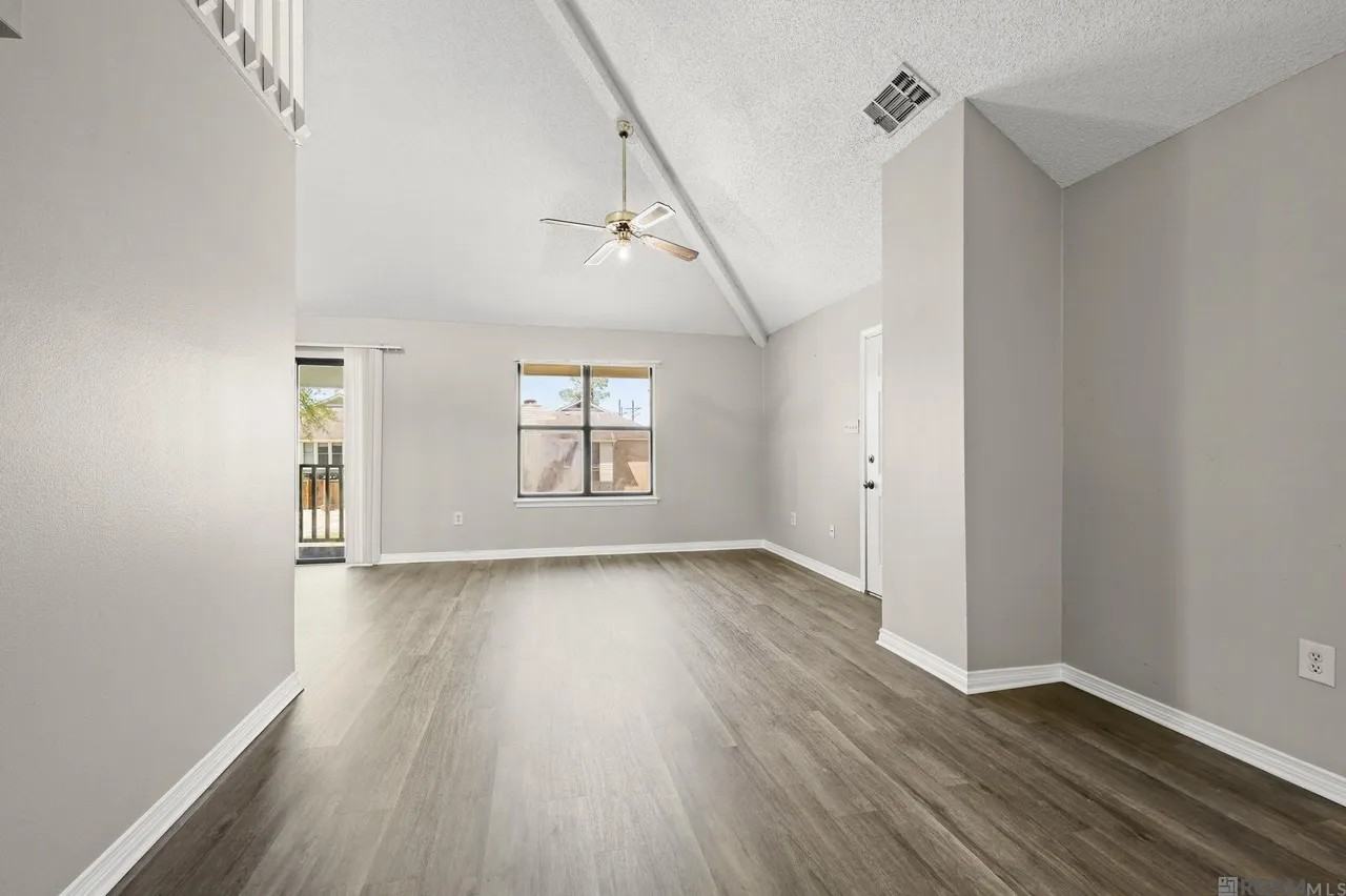 5141 Butter Creek Ln #208 - Photo 4 of 18