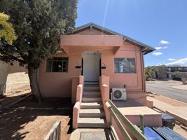 featured image of 1502 Gold Ave Se