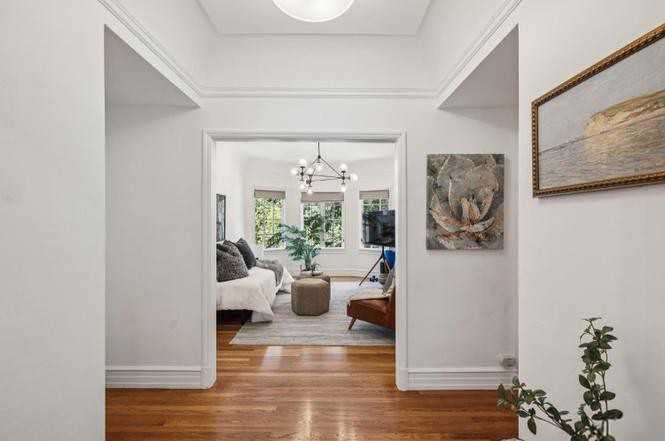 2990 Jackson St #4 - Photo 3 of 7