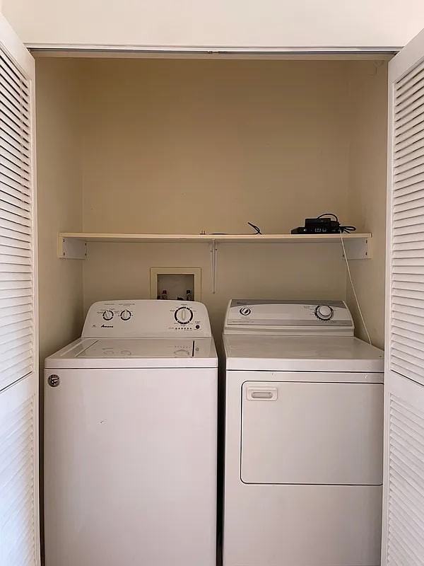 863 50th St - Photo 7 of 7