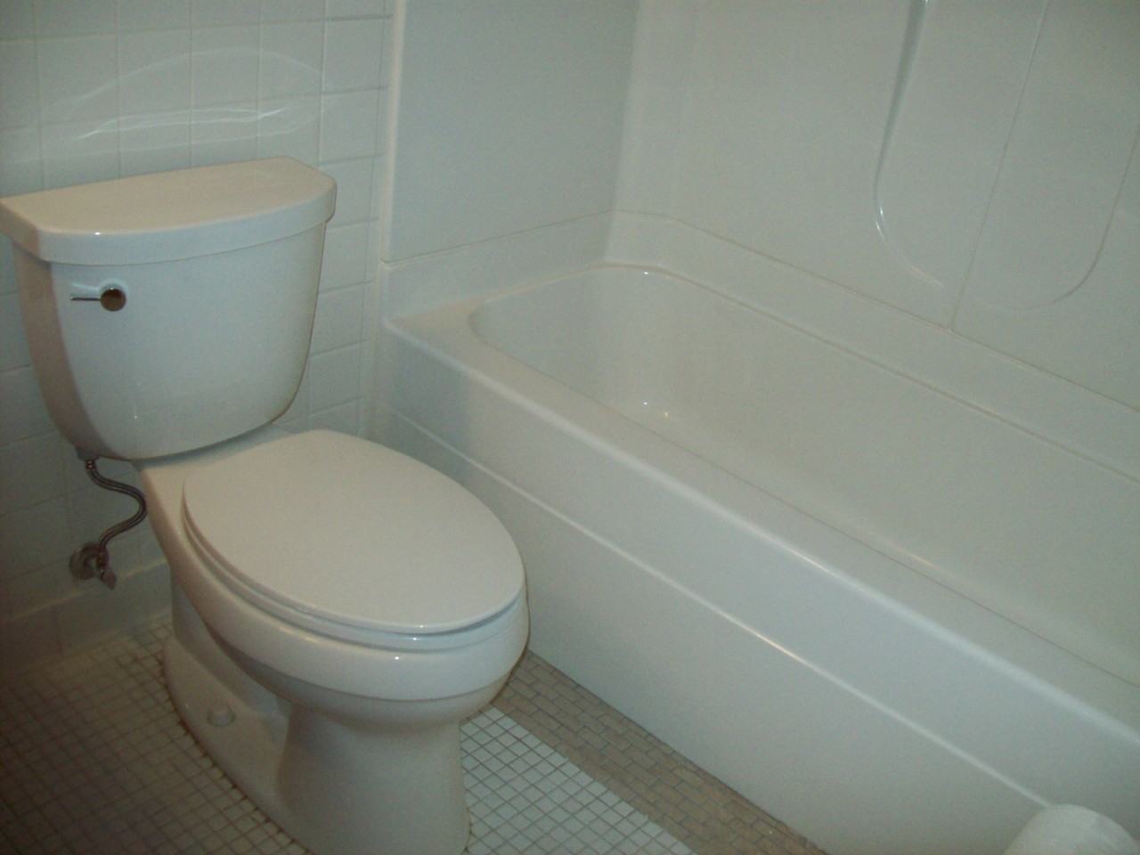 7320 York Ave S #111 - Photo 7 of 8