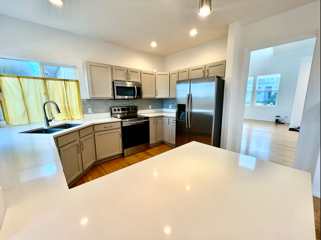 4113 S 220th Pl - Photo 2 of 32