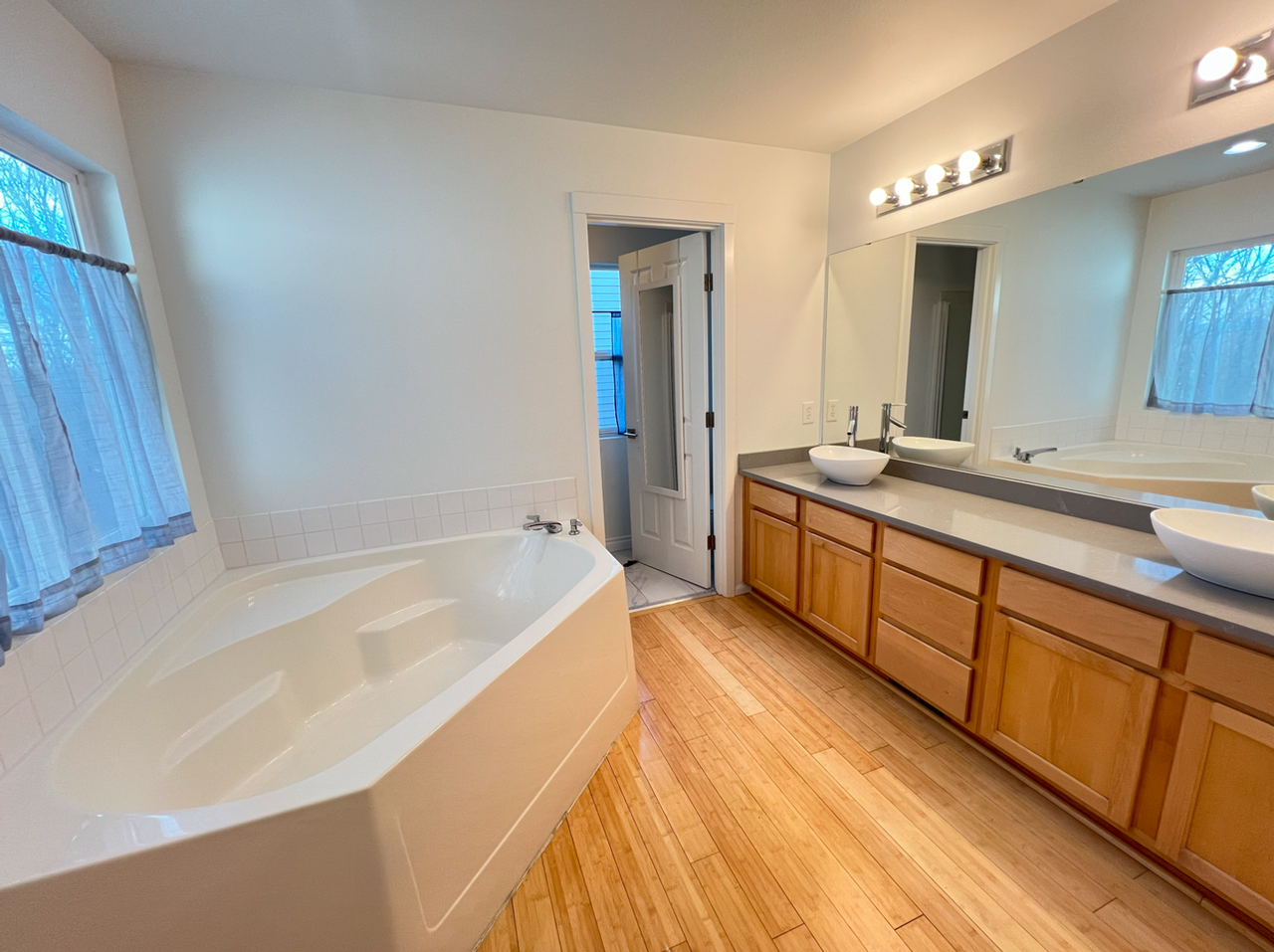 4113 S 220th Pl - Photo 7 of 32