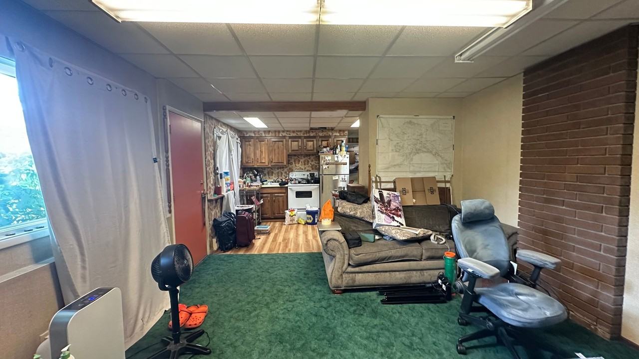 2591 Riverview Dr - Photo 6 of 15