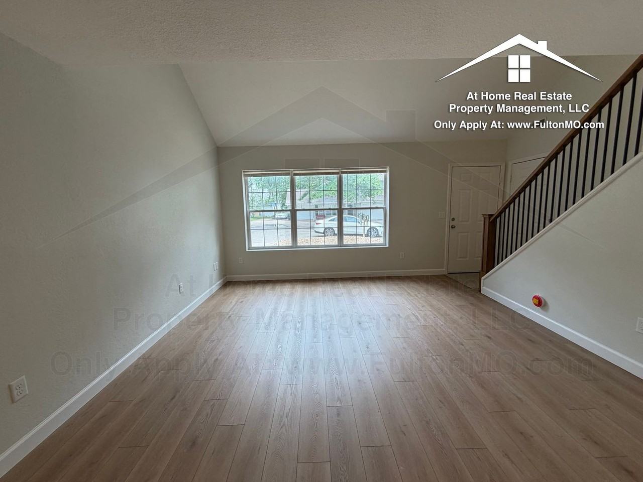 1011 Greystone Ct - Photo 6 of 37