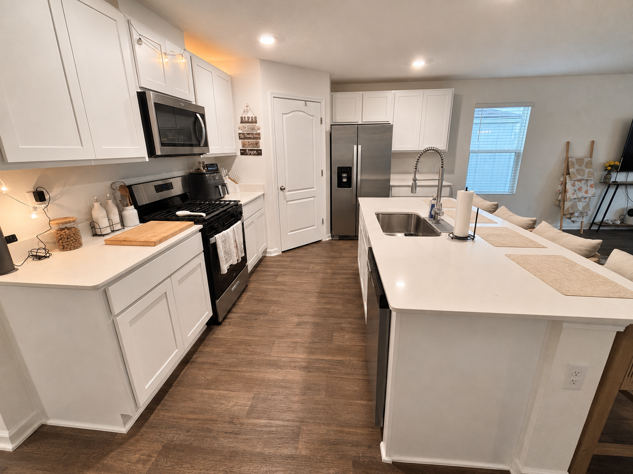 348 Orellana Rd - Photo 3 of 24