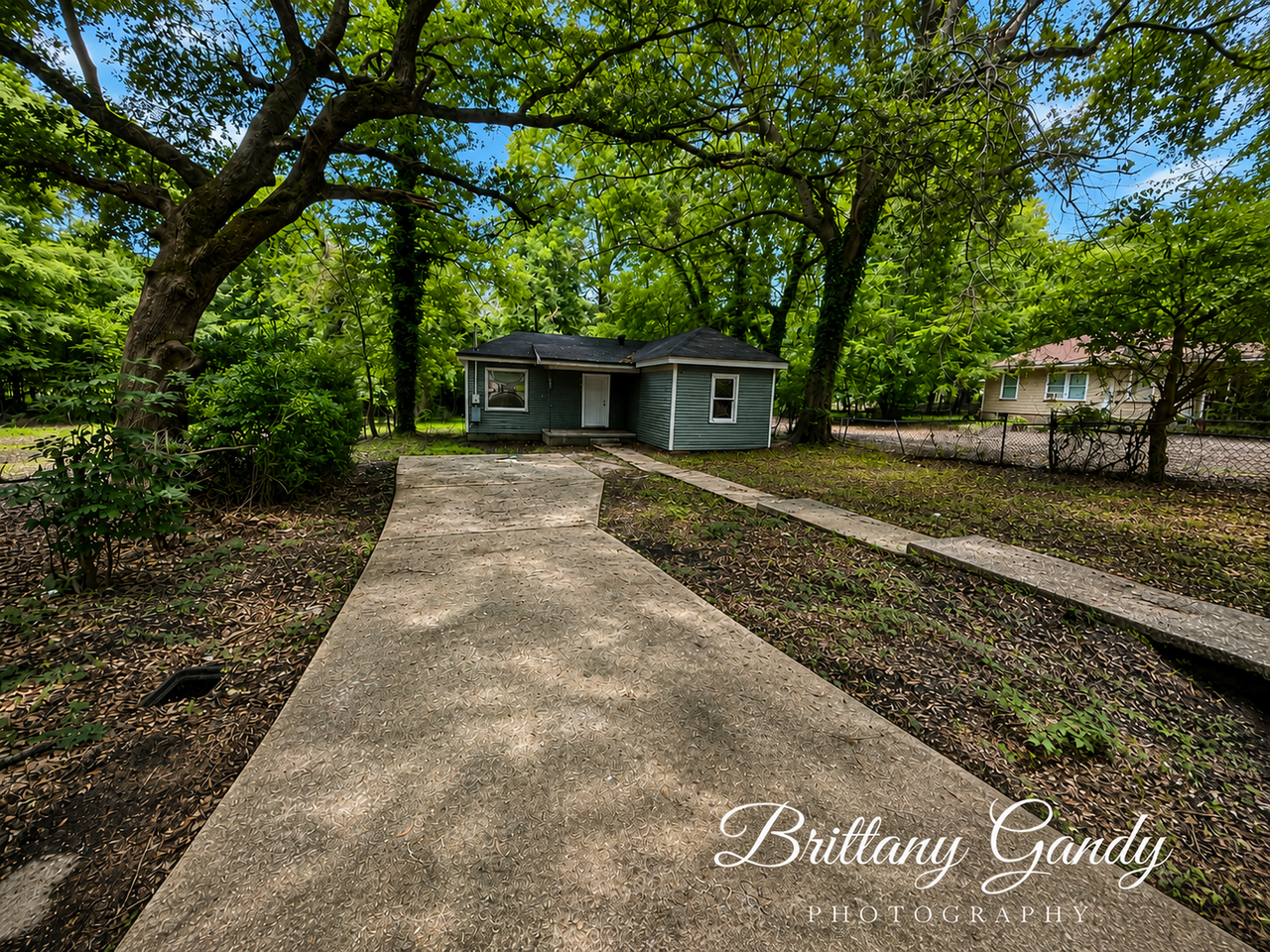 3826 Huston St - Photo 2 of 17