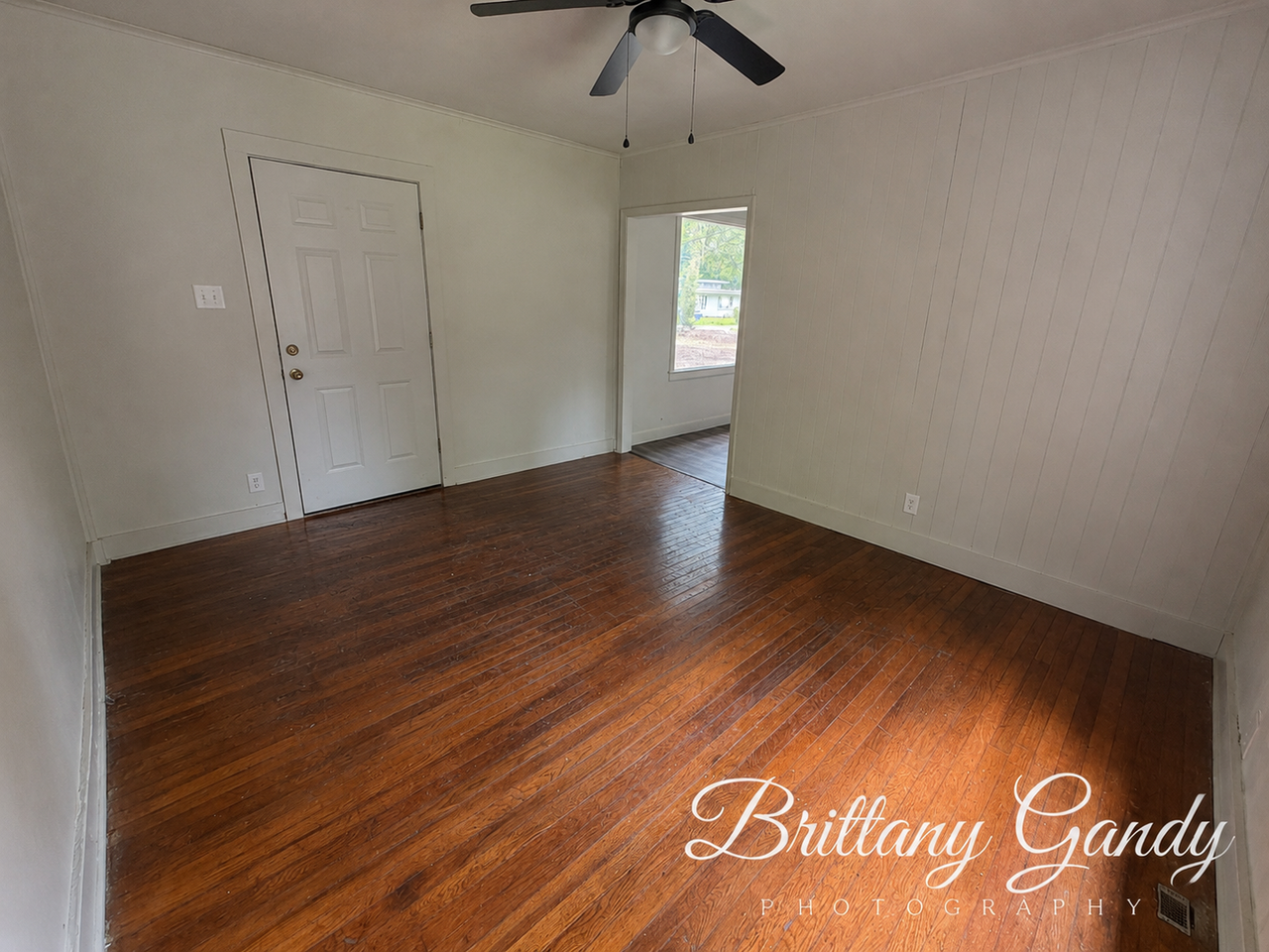 3826 Huston St - Photo 3 of 17