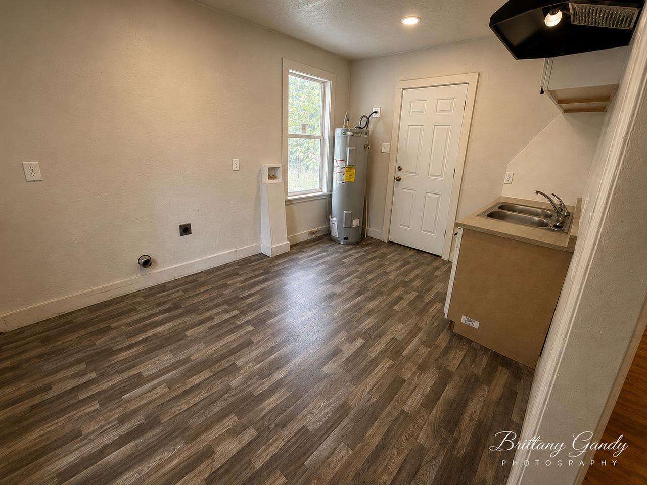 3826 Huston St - Photo 6 of 17