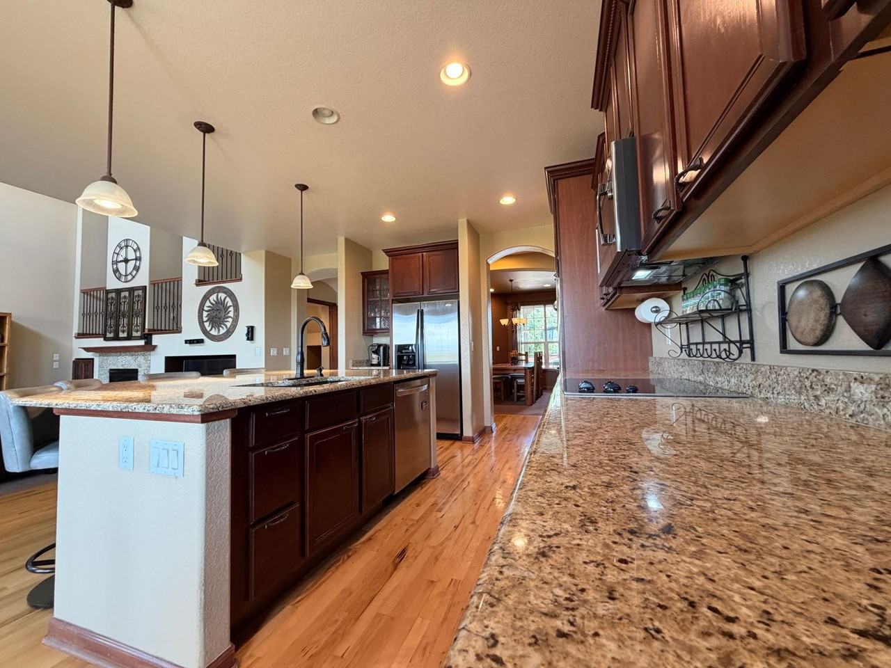 11569 S Flower Mound Way - Photo 6 of 50