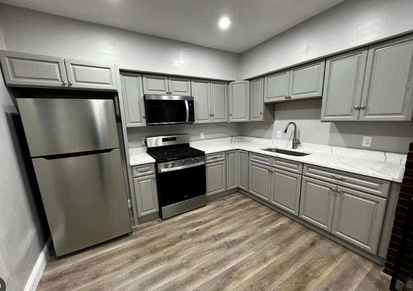 95 Norfolk St #1 - Photo 4 of 10
