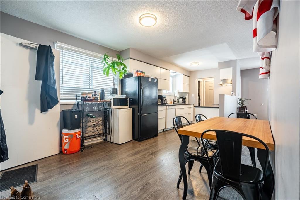 19 Patricia St - Photo 5 of 16