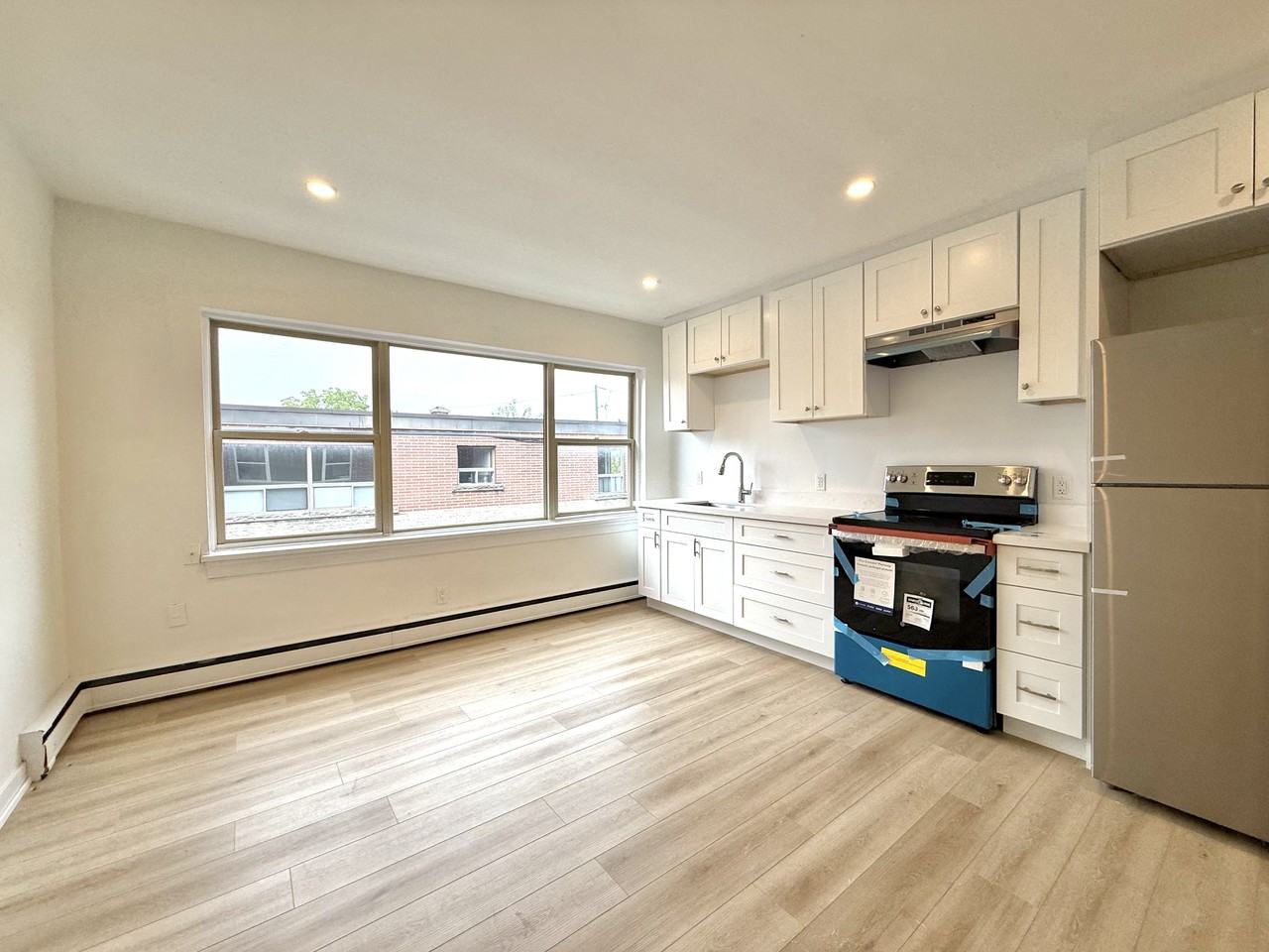 169 Park Row S #7