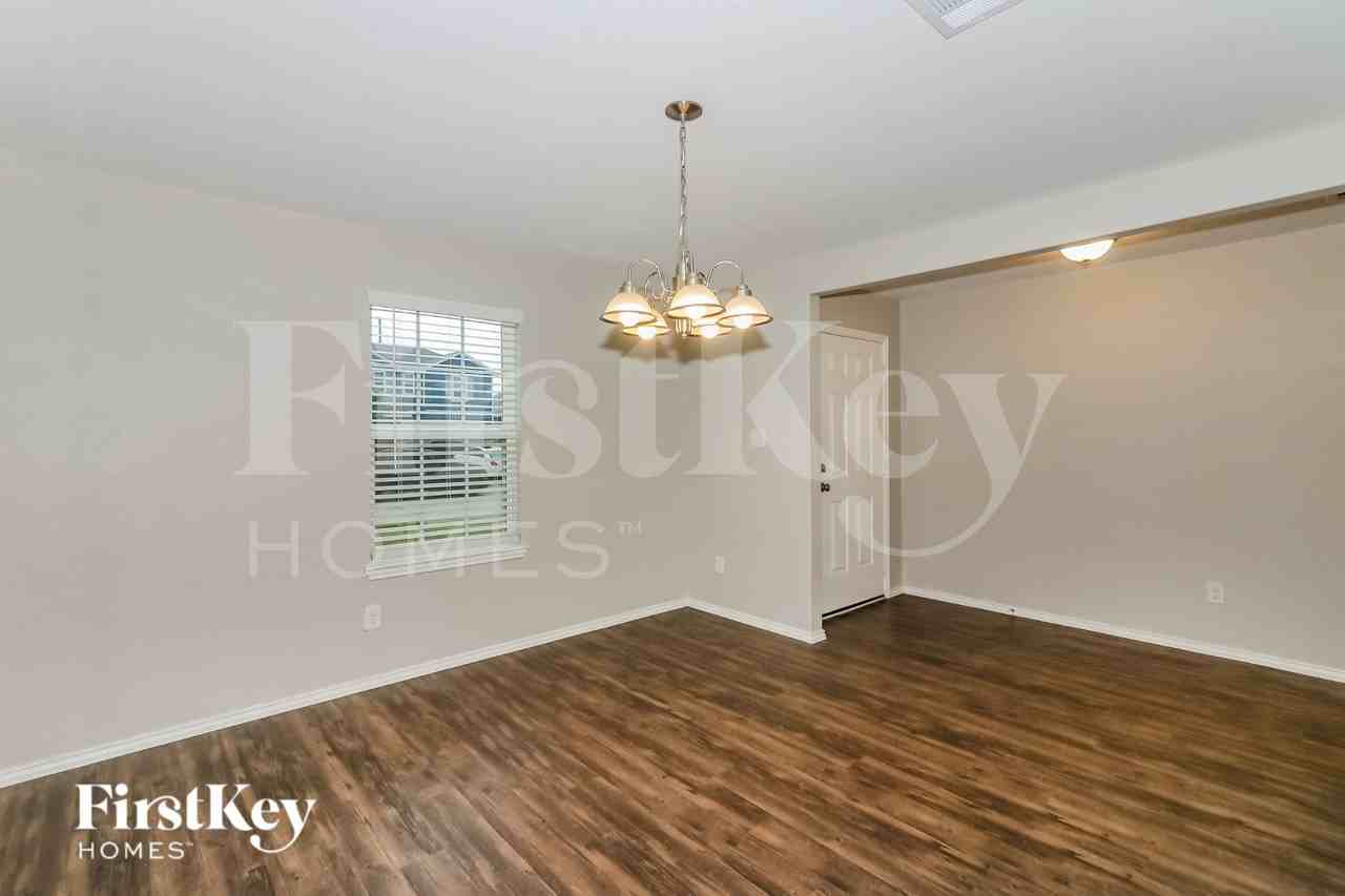 17719 Brahman Meadows Ct - Photo 5 of 19