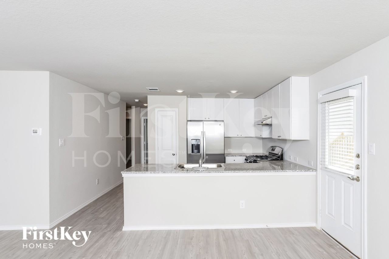 6436 Pickaxe Way - Photo 5 of 16