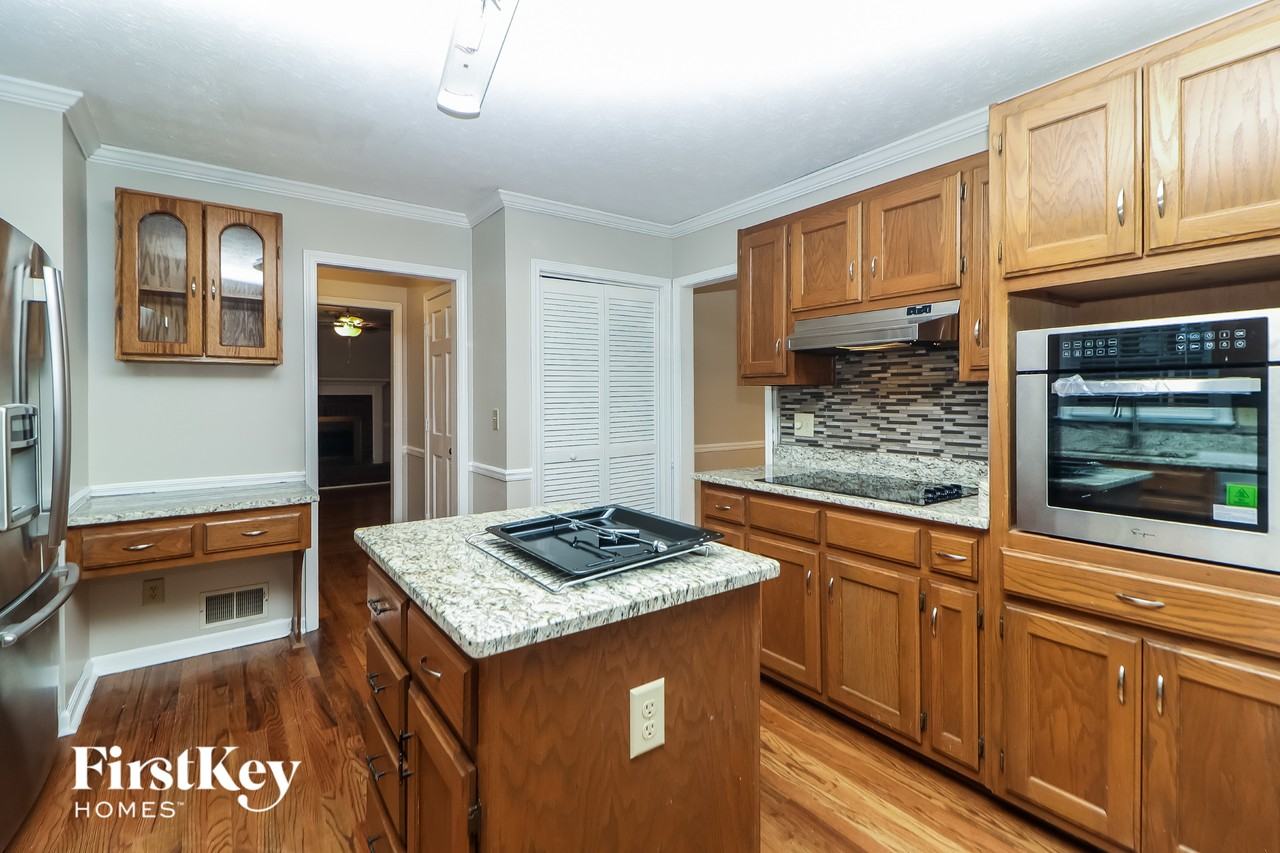 205 Timber Oak Cv - Photo 7 of 15