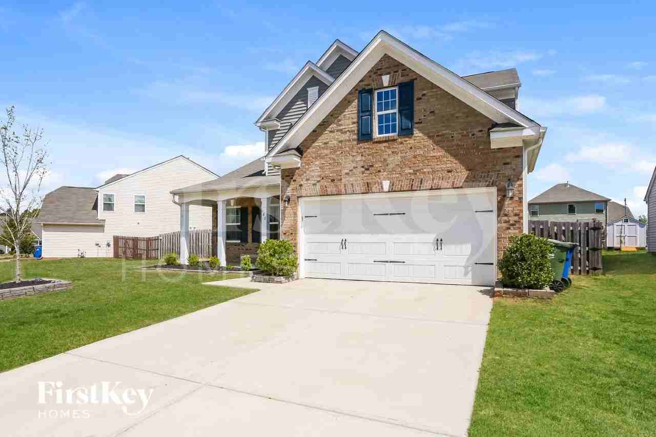140 Kingston Dr - Photo 2 of 15
