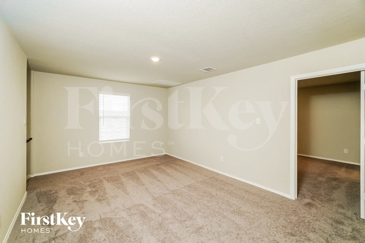 10727 Giacconi Dr - Photo 7 of 16