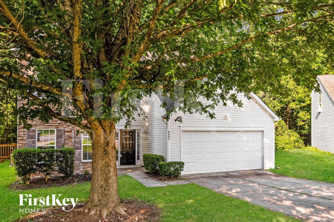 8605 Royal Bluff Dr - Photo 2 of 19
