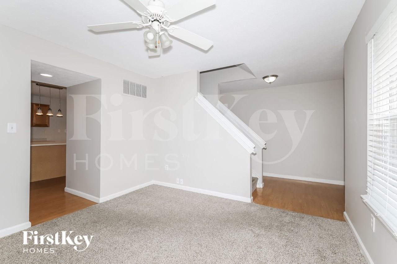 6250 Kentstone Dr - Photo 3 of 19