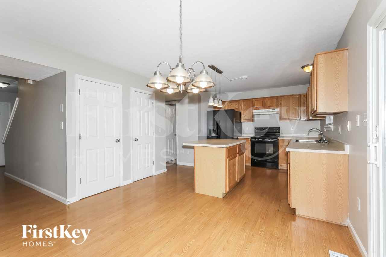 6250 Kentstone Dr - Photo 5 of 19