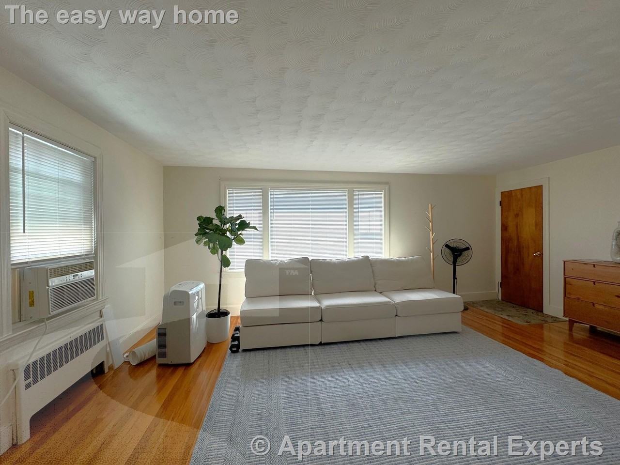 15 Grove St - Photo 4 of 16