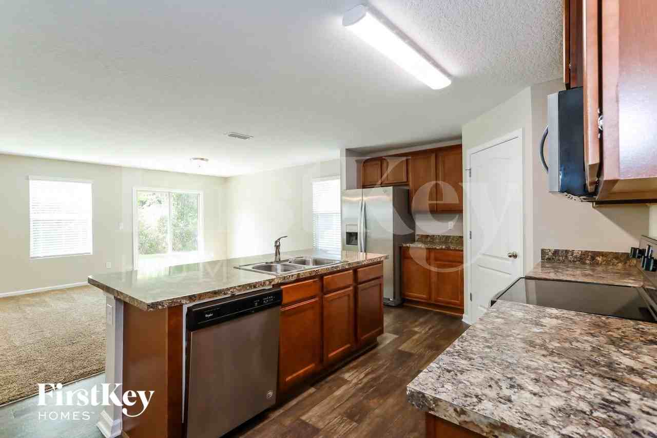 3276 Canyon Falls Dr - Photo 7 of 16