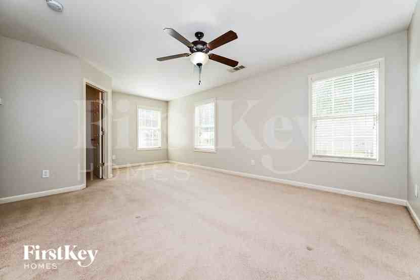 2501 Freemont St - Photo 6 of 16