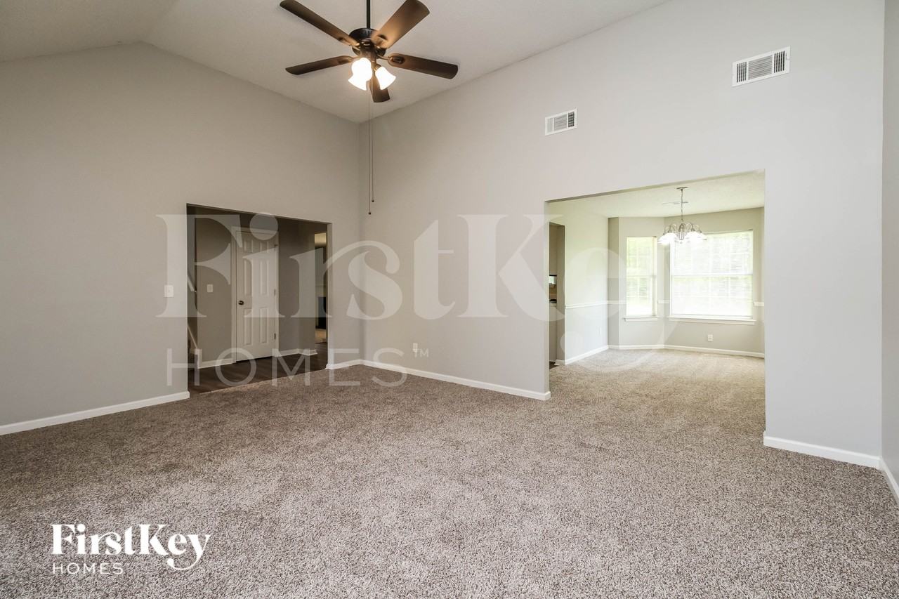 185 Windscape Dr - Photo 3 of 19