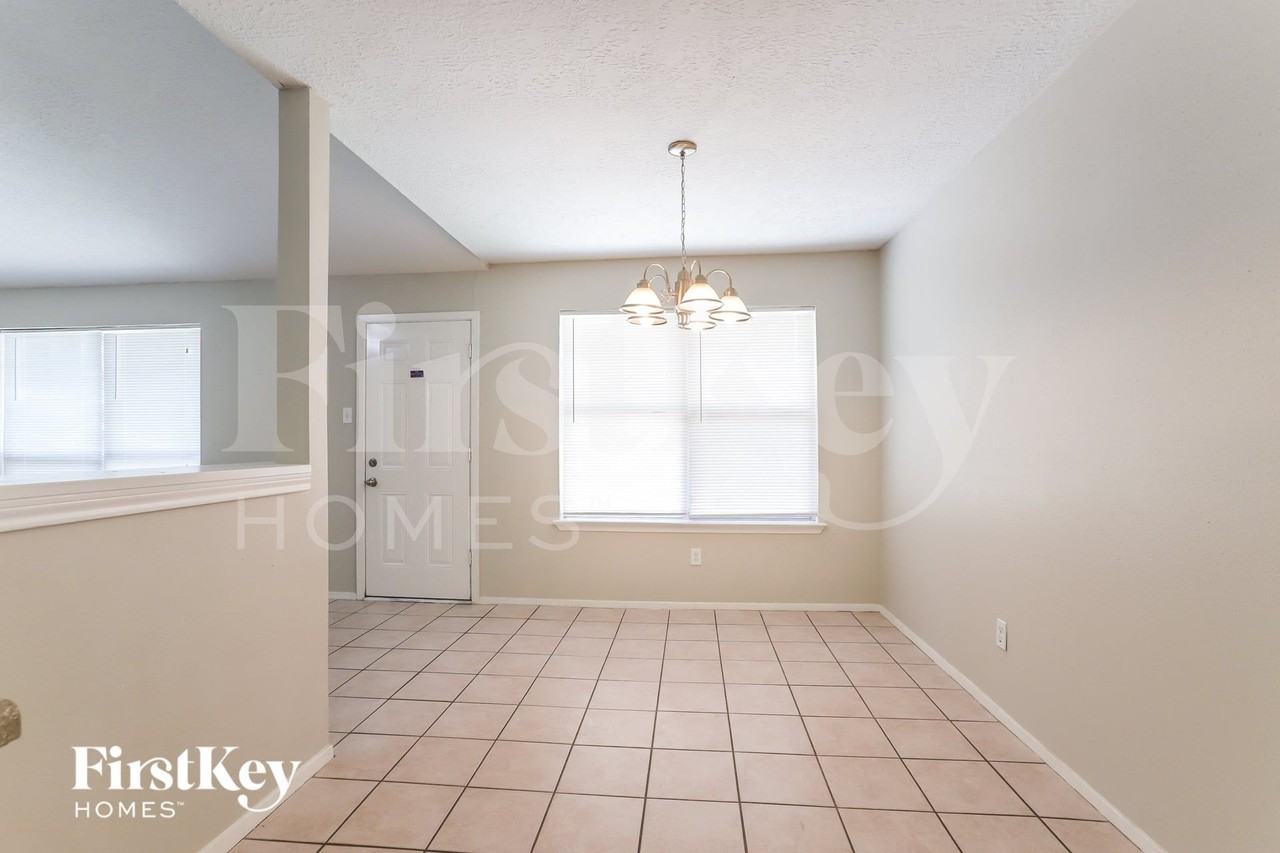 13331 Whitchurch Way - Photo 5 of 15