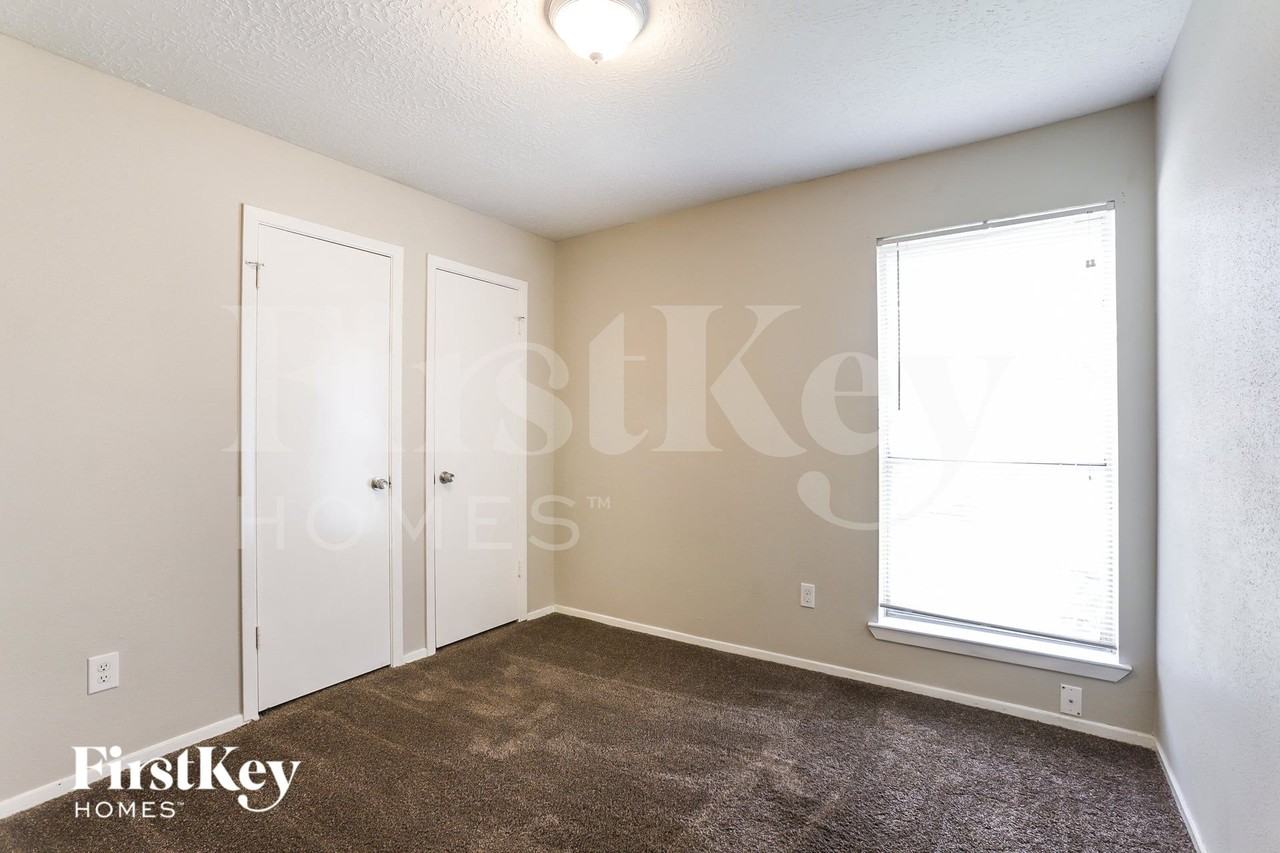 13331 Whitchurch Way - Photo 7 of 15